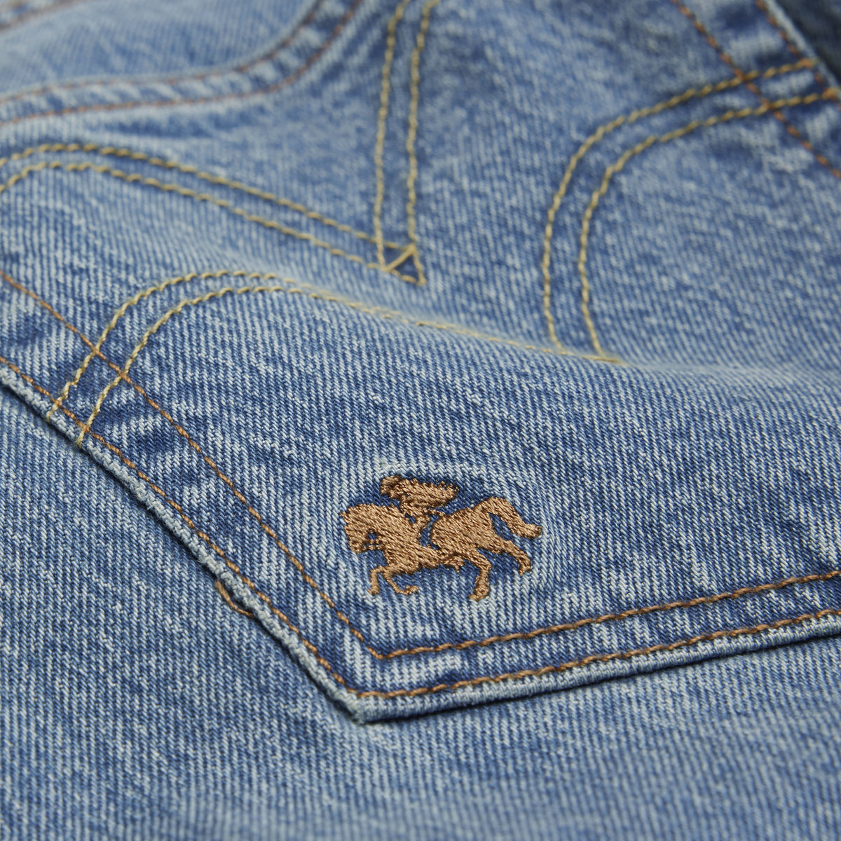 BEYONCÉ X LEVI'S® 501® CURVE AUTHENTIC FINISH - image 3