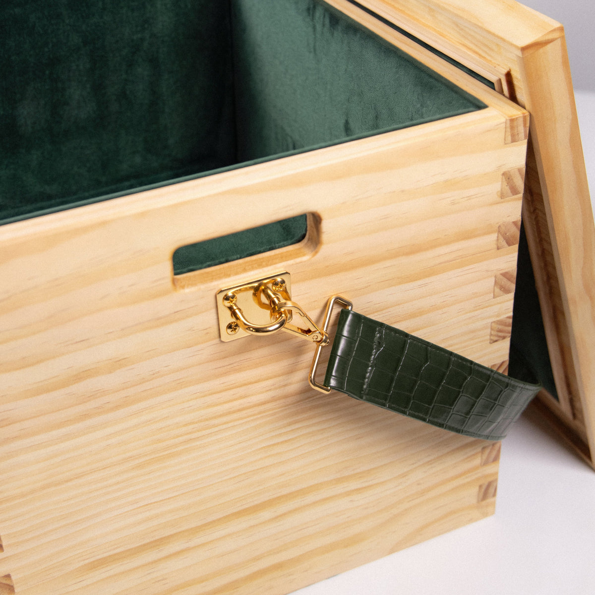 BEY KEEPER COLLECTOR'S BOX - LIMITED EDITION OF 500 - image 4